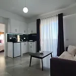 Flore Sarandë