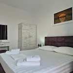 Apartment Flore Sarande